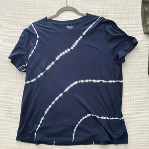 Athleta crew neck tee